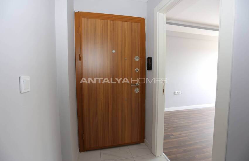 Spacious Apartment with Indoor Car Park in Antalya Muratpasa 12