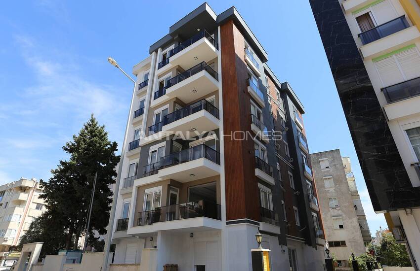 Well Located Property with Underfloor Heating in Muratpasa Antalya 1