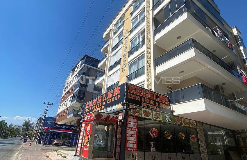 Street Front Apartment in a Promising Area in Muratpasa Antalya 3