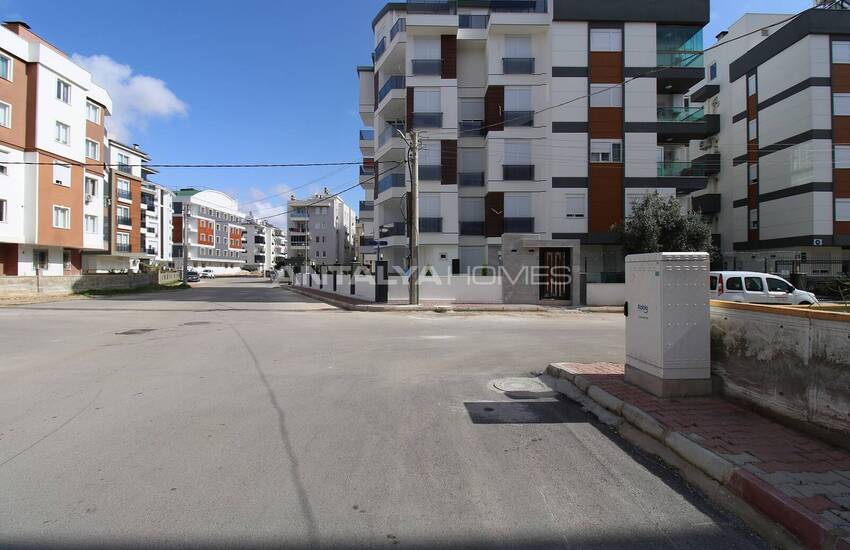 Furnished Apartment with High Rental Income Potential in Antalya 2