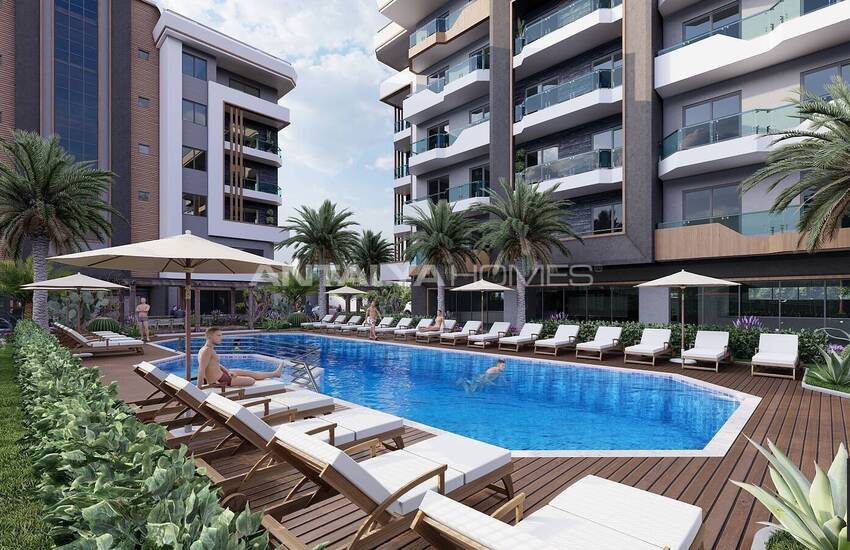 New Real Estate Within Walking Distance of the Sea in Alanya