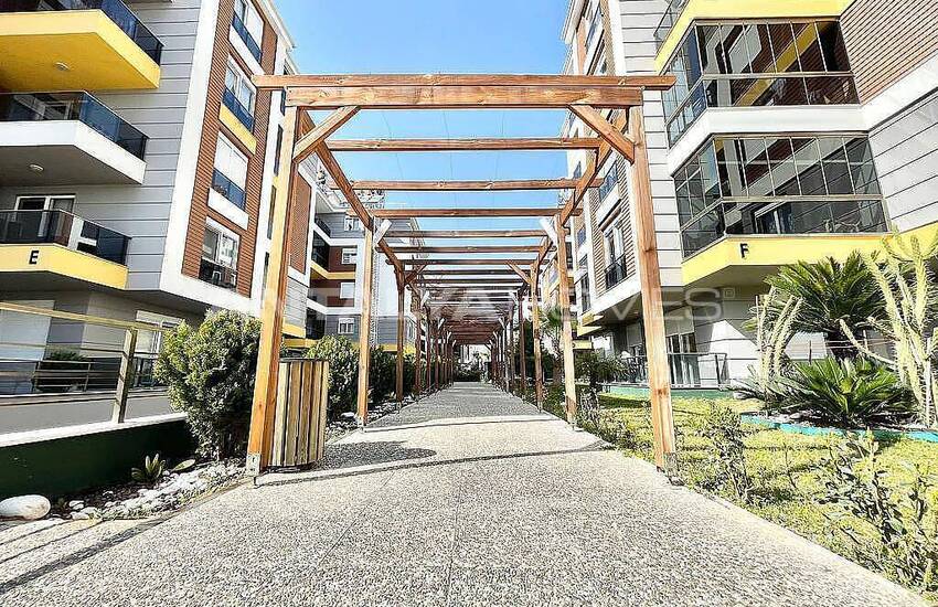 Apartment with Gas Combi and Indoor Car Park in Muratpasa 2