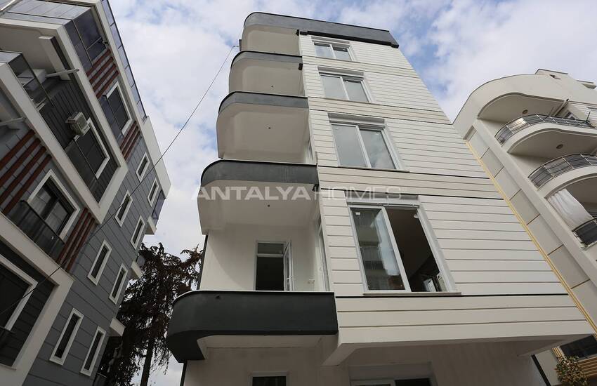 New Real Estate in an Advantageous Location in Muratpasa 4