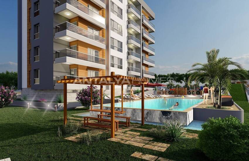 Snygg Fastighet I Ett Komplex Med Pool I Antalya Aksu