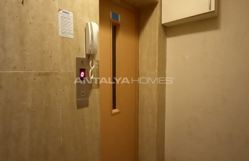 Turnkey Flat Within Walking Distance of Sea in Muratpasa 5