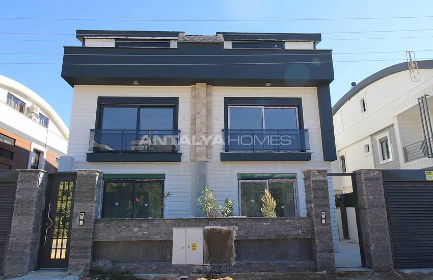 Villa with a Lift and Private Garden in Guzeloba Antalya 6