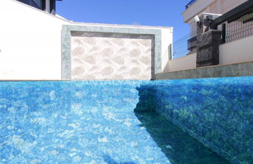 Villa with a Lift and Private Garden in Guzeloba Antalya 3