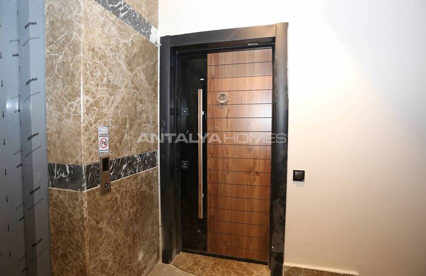 Turnkey Luxe Apartment in Modern Building in Antalya Muratpasa 9