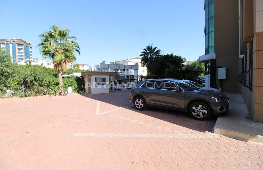 Ready to Move Apartment in a Complex in Lara Antalya 9