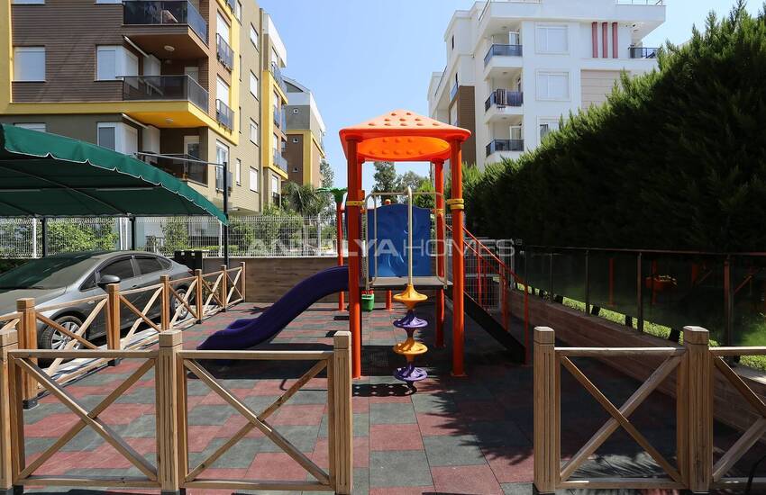 Furnished Property in a Complex with Pool in Antalya Konyaalti 4