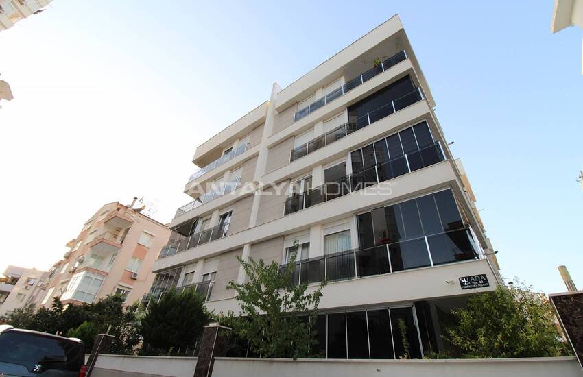 Spacious Apartment with Natural Gas System Near the Sea in Lara 3
