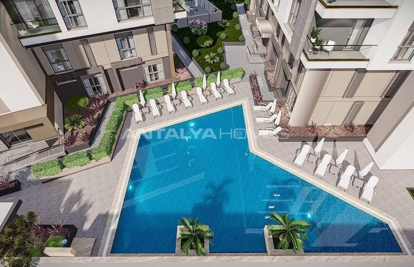 Antalya Konyaaltı’nda Açık ve Kapalı Havuzlu Sitede Lüks Daireler 1