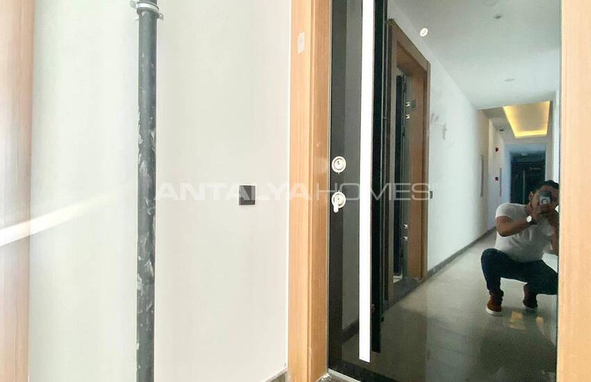 Stylish Flat in a Complex Close to the Sea in Muratpasa 10