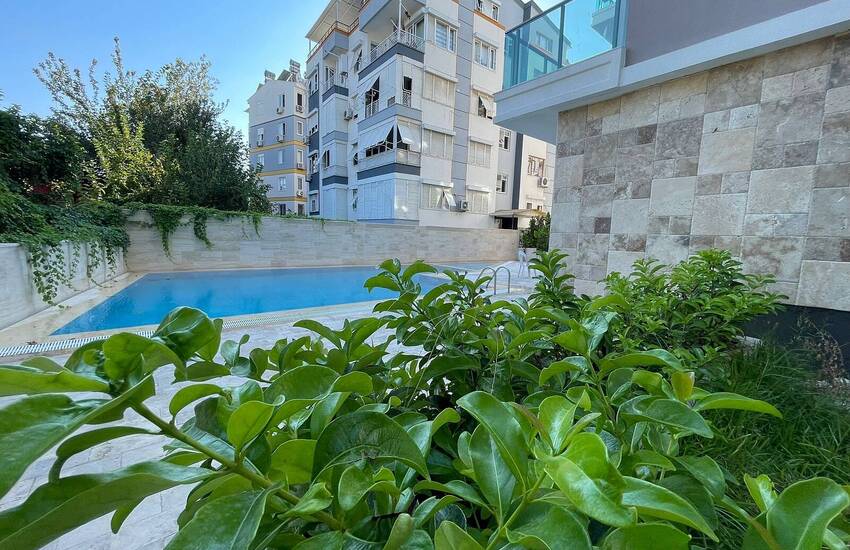Stylish Flat in a Complex Close to the Sea in Muratpasa 1