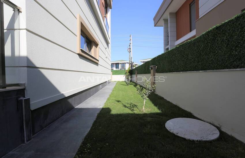 Spacious Detached Villa with Private Pool in Antalya Yesilbayir 14