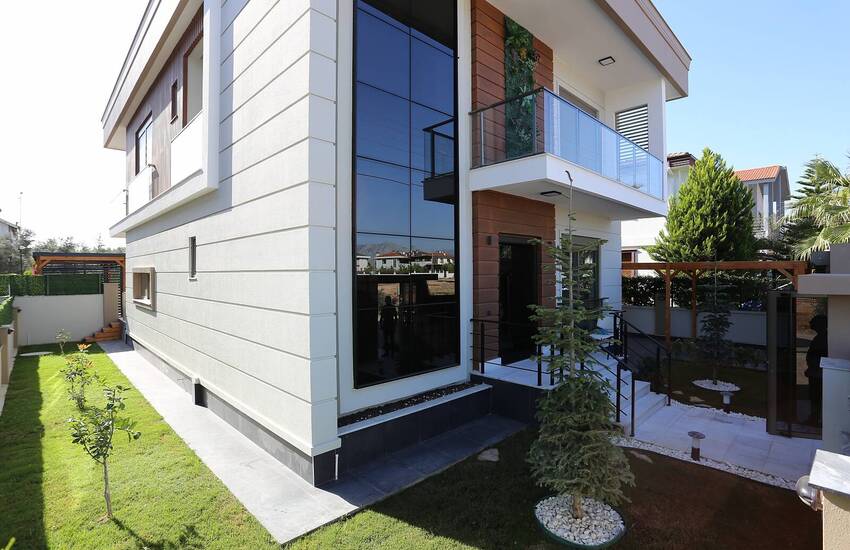 Spacious Detached Villa with Private Pool in Antalya Yesilbayir