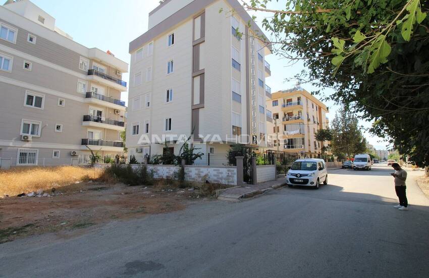 Muratpaşa'da Taşınmaya Hazır Yüksek Kira Getirili 1+1 Daire 2