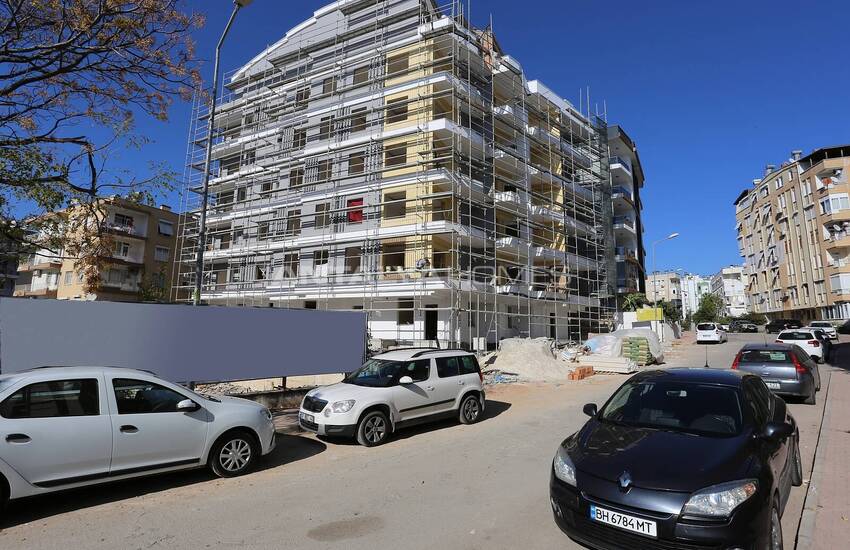 2-bedroom Apartment Near the Sea in Antalya Center 4