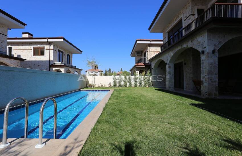 Antique Design Villas with Private Pool in Dosemealti 2