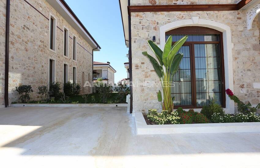 Antique Design Villas with Private Pool in Dosemealti 7