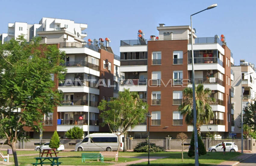Well-located Flat Near City Center in Muratpasa Antalya 4
