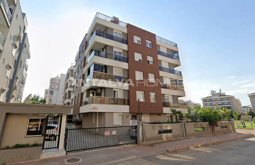 Well-located Flat Near City Center in Muratpasa Antalya 5