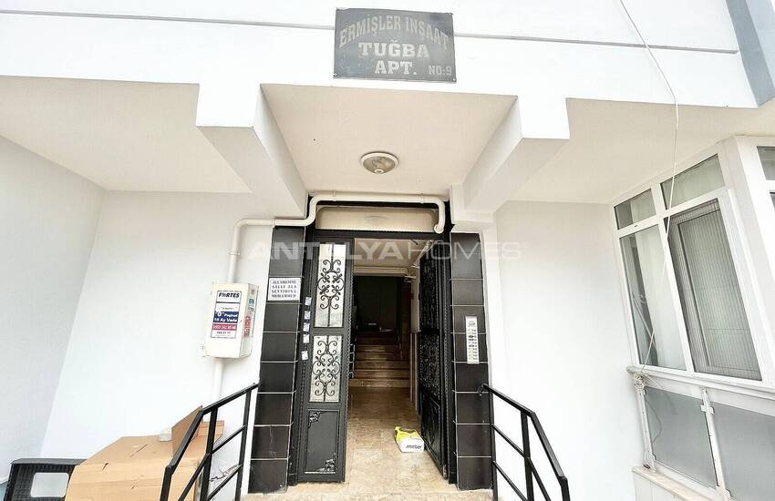 Spacious Flat Close to City Center in Antalya Muratpasa 10