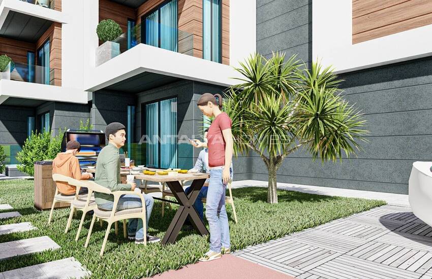 Apartments with Pool Views Near Airport in Altintas Antalya 10