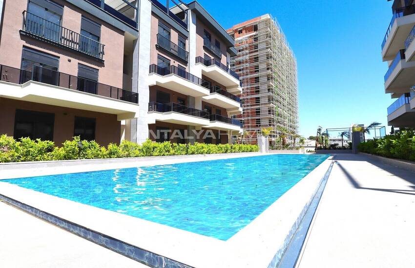 شقق مع تراس مع مجمع سكني آمن في أكسو ألتينطاش 3