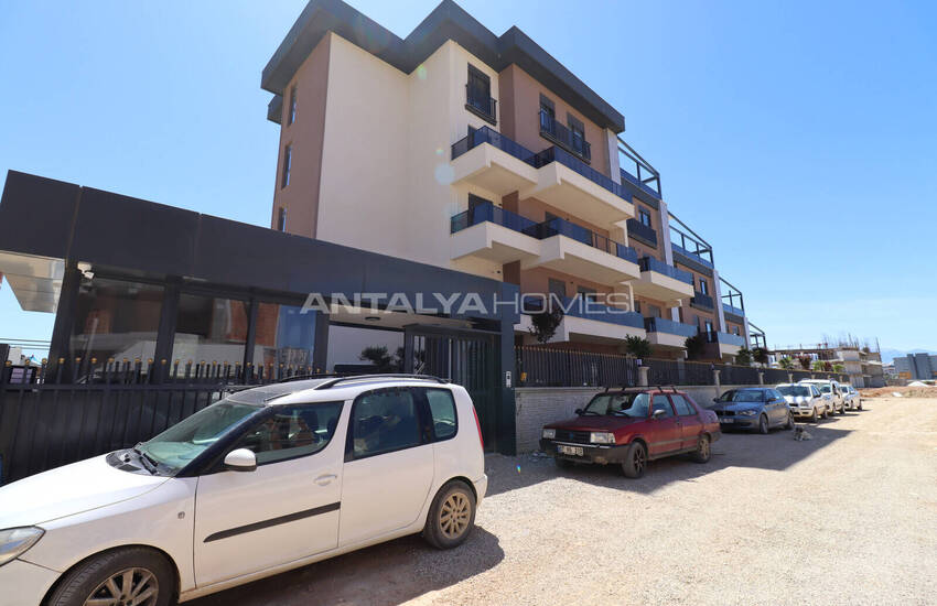 شقق مع تراس مع مجمع سكني آمن في أكسو ألتينطاش 1