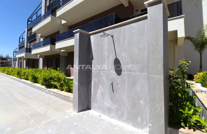 شقق مع تراس مع مجمع سكني آمن في أكسو ألتينطاش 4