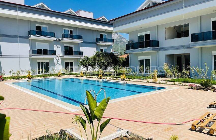 Appartement Met Bergzicht In Complex Met Zwembad In Kemer 1