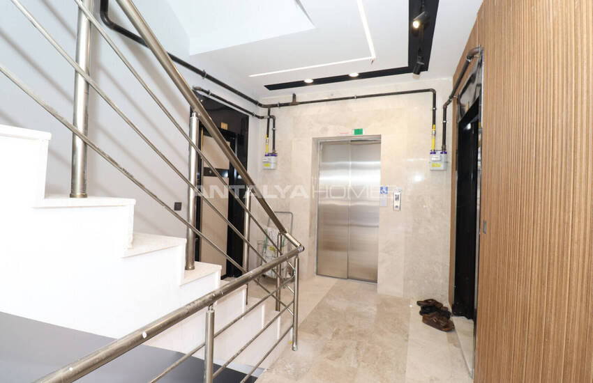 Appartements Proches De La Station De Tramway À Antalya Kepez 5