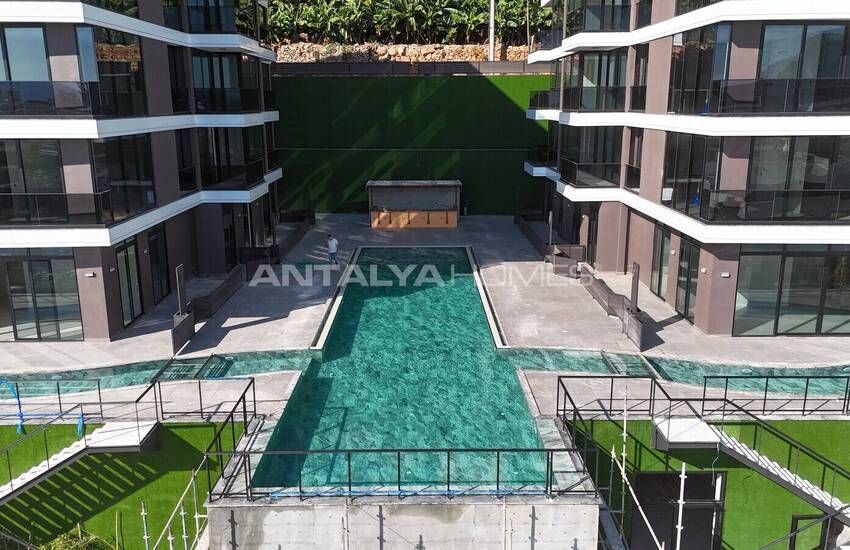 Luxury Apartments Close to the Sea in Alanya Center 1