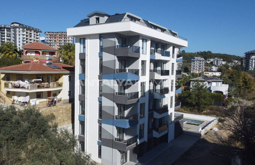 Sea and City View Flats Close to Amenities in Alanya Avsallar 2