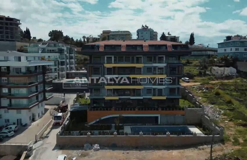 Immobiliers De Luxe Près De La Rivière Dim Et La Plage À Alanya