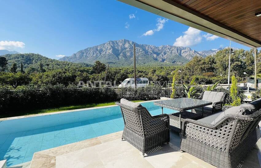 Kemer'de Muhteşem Dağ Manzaralı Satılık Lüks Villa 6