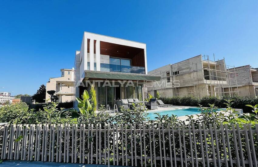 Kemer'de Muhteşem Dağ Manzaralı Satılık Lüks Villa 14