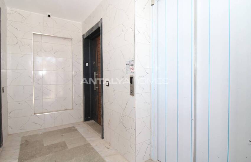 Flats Within Walking Distance of Daily Amenities in Antalya Kepez 6