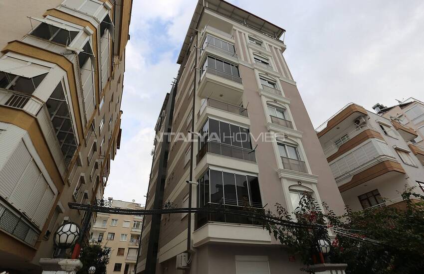 Investment Apartment with Rental Income Potential in Antalya