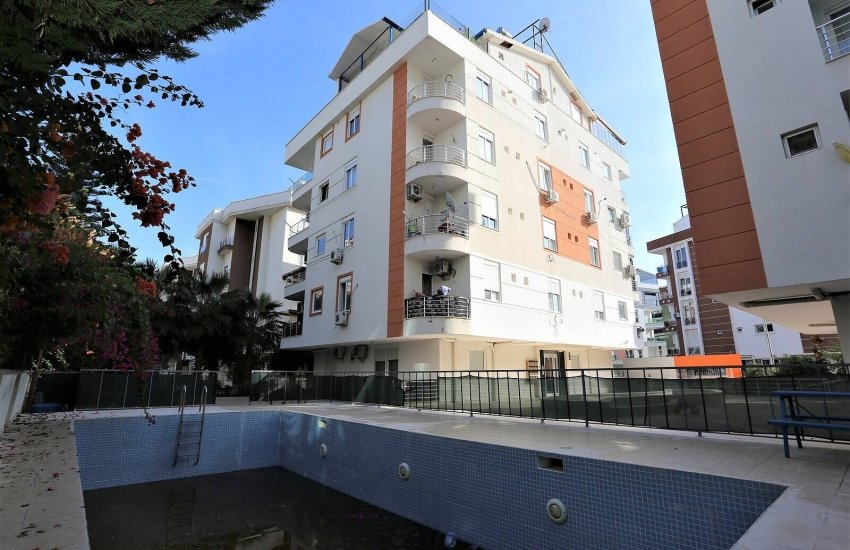 Den Möblerade Lägenheten I Ett Komplex I Konyaalti