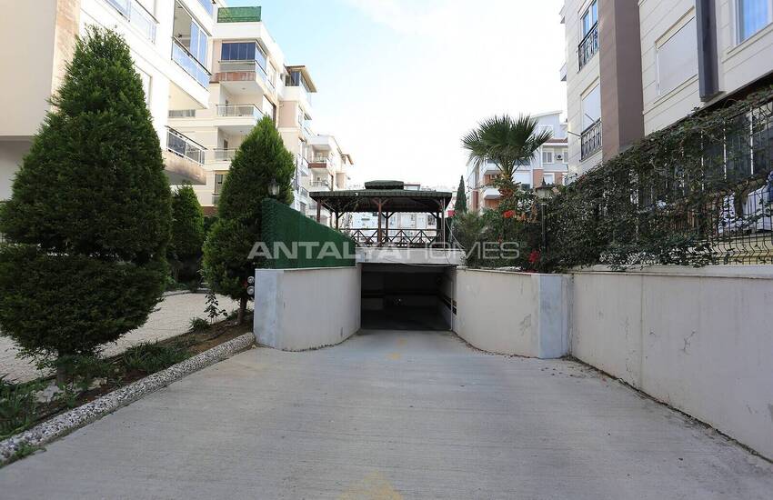 Duplex Apartment in Complex with Indoor Parking in Konyaalti 3