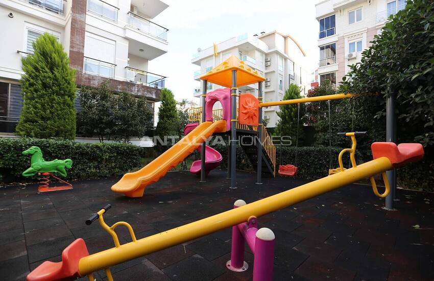 Duplex Apartment in Complex with Indoor Parking in Konyaalti 6