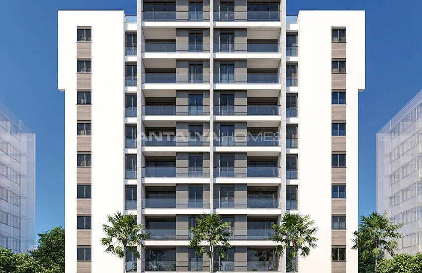 Spacious Apartment Close to the Beach in Altintas Aksu 2