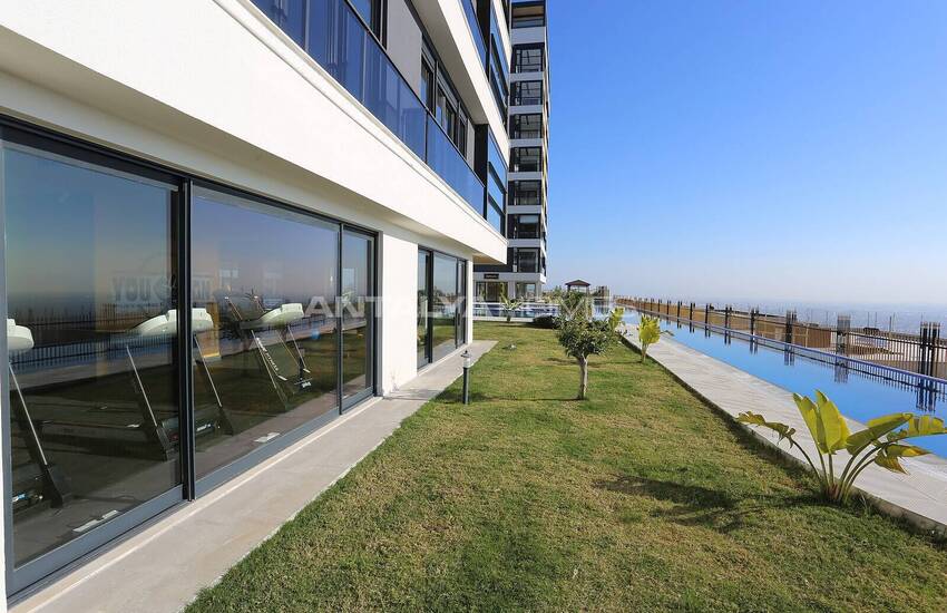 Flat with En-suite Bathroom in Complex with Pool in Antalya Kepez 5