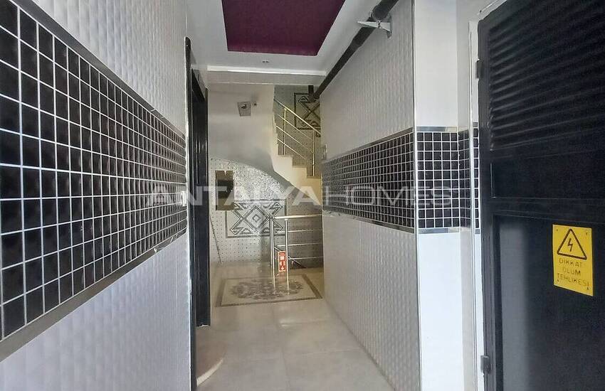 Furnished Property Near the City Center in Antalya Muratpasa 5