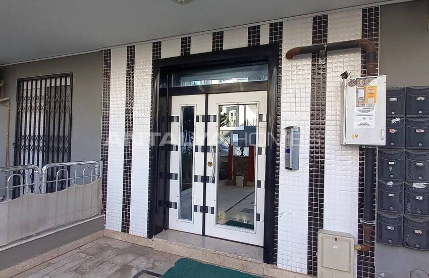 Furnished Property Near the City Center in Antalya Muratpasa 6