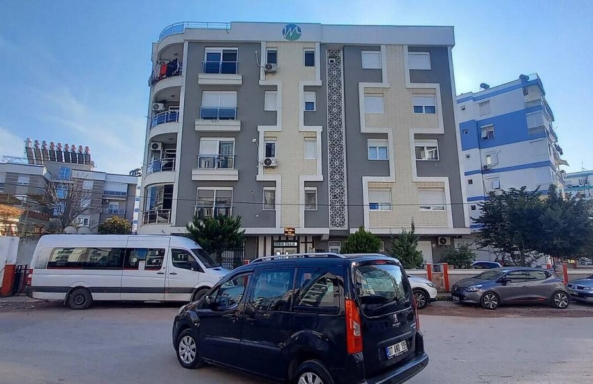 Furnished Property Near the City Center in Antalya Muratpasa 1
