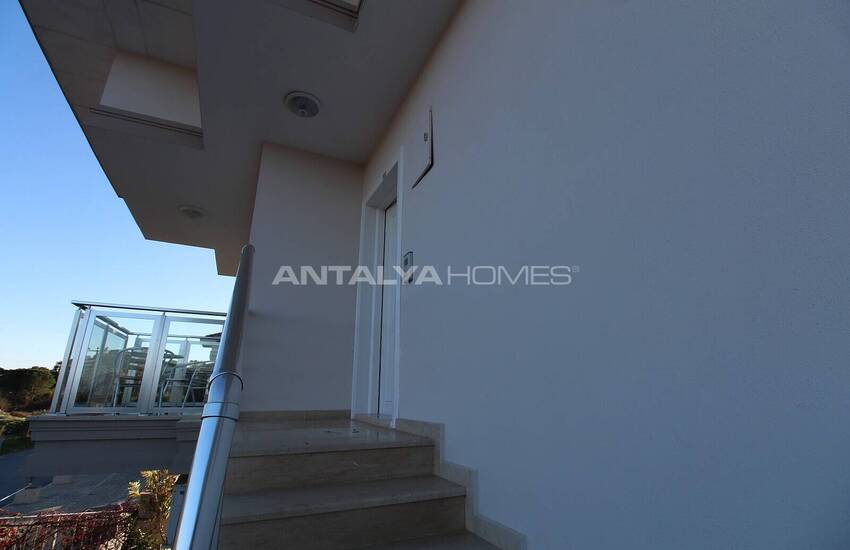 آپارتمان مبله 4 خوابه در یم مجتمع نزدیک به زمین گلف در بلک 18