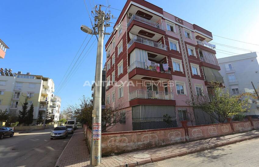 Well-maintained Ready to Move Flat in Antalya Muratpasa 2